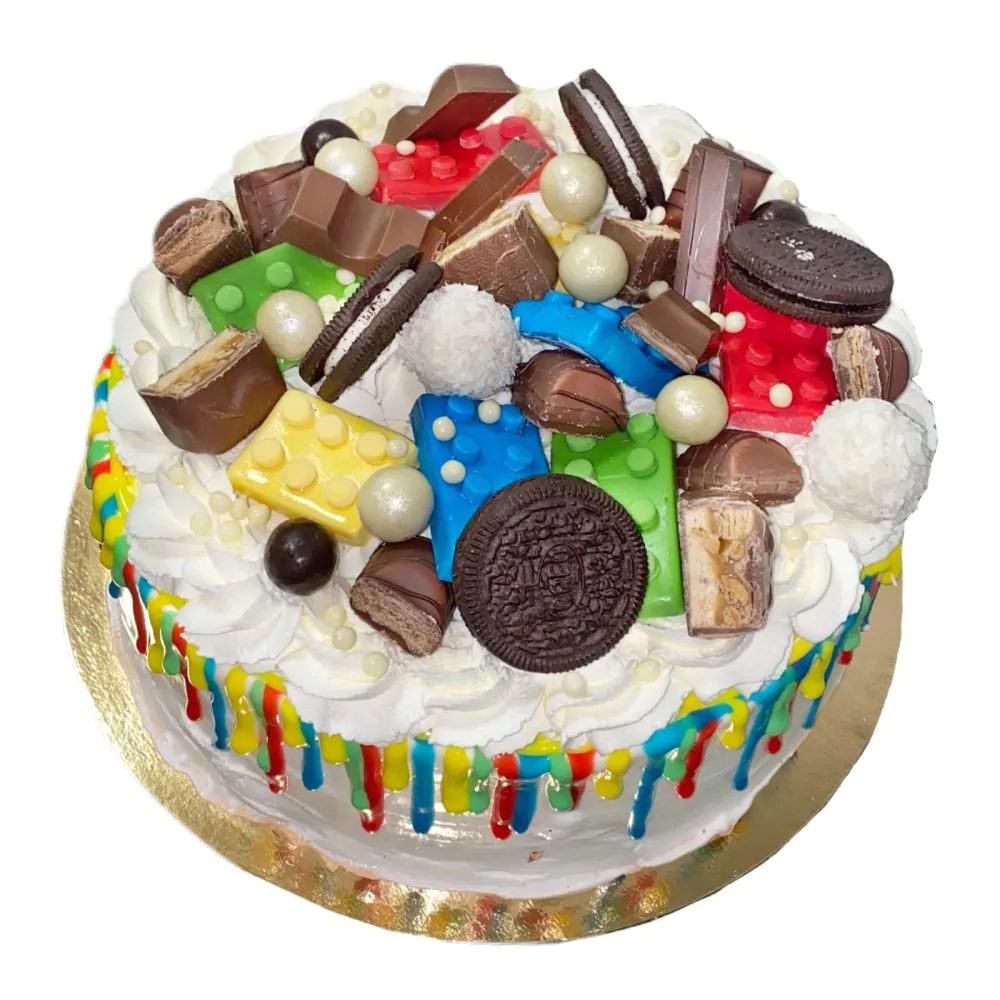 Tort kolorowy z cukierkami – zdjęcie 2