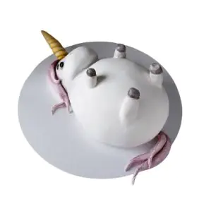 Tort w kształcie dużego jednorożca