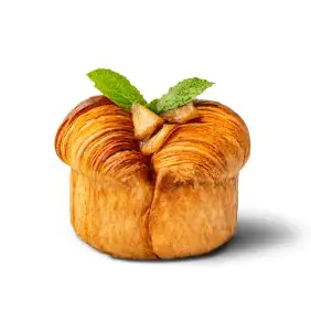 Croissant z karmelizowanym jabłkiem i kajmakiem – Tortownia na Bema Wrocław