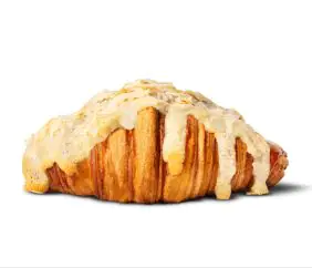 Croissant z kremem migdałowym – Tortownia na Bema Wrocław