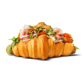 Croissant z prosciutto – Tortownia na Bema Wrocław